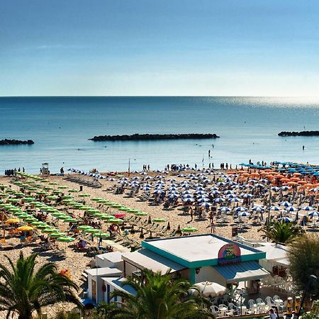 Hotel Continental سان بنيديتّو ديل ترونتو المظهر الخارجي الصورة