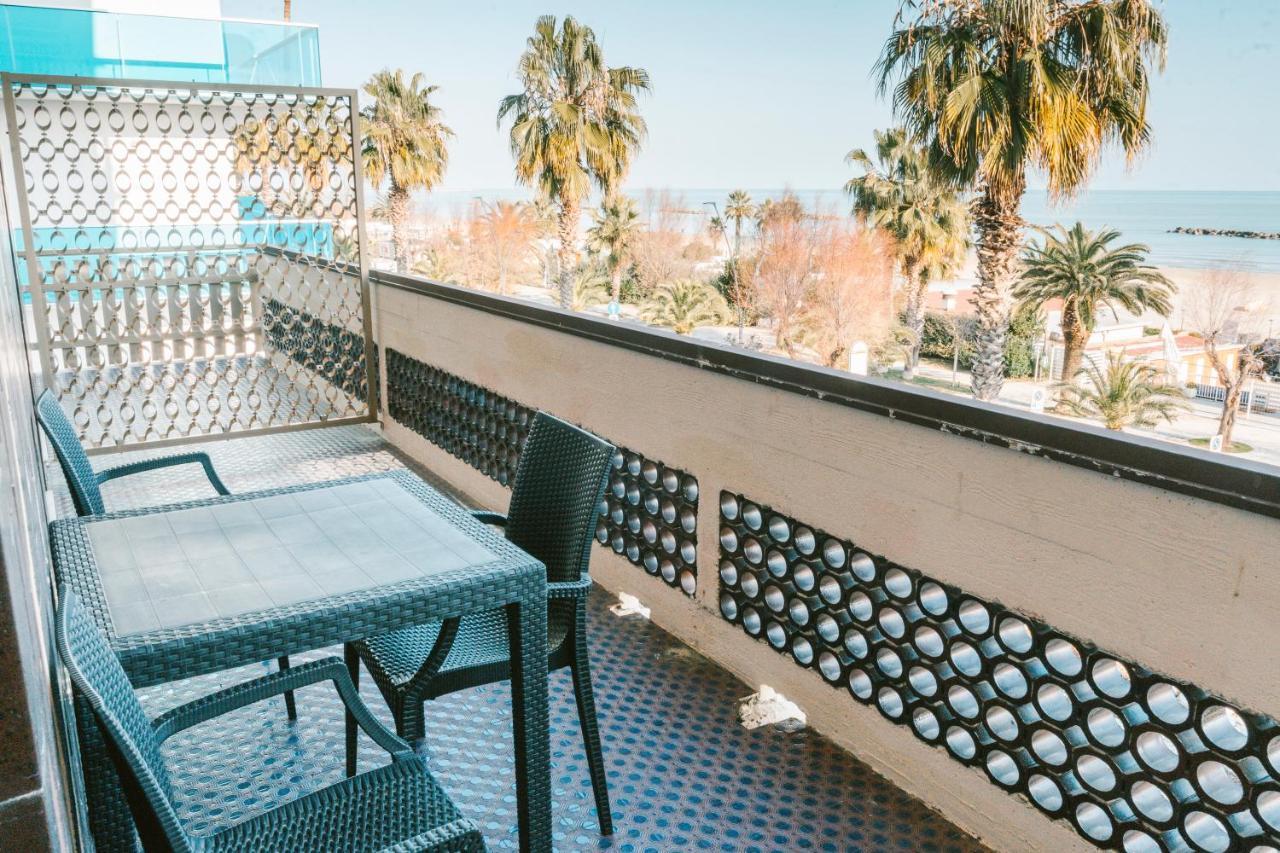 Hotel Continental سان بنيديتّو ديل ترونتو المظهر الخارجي الصورة