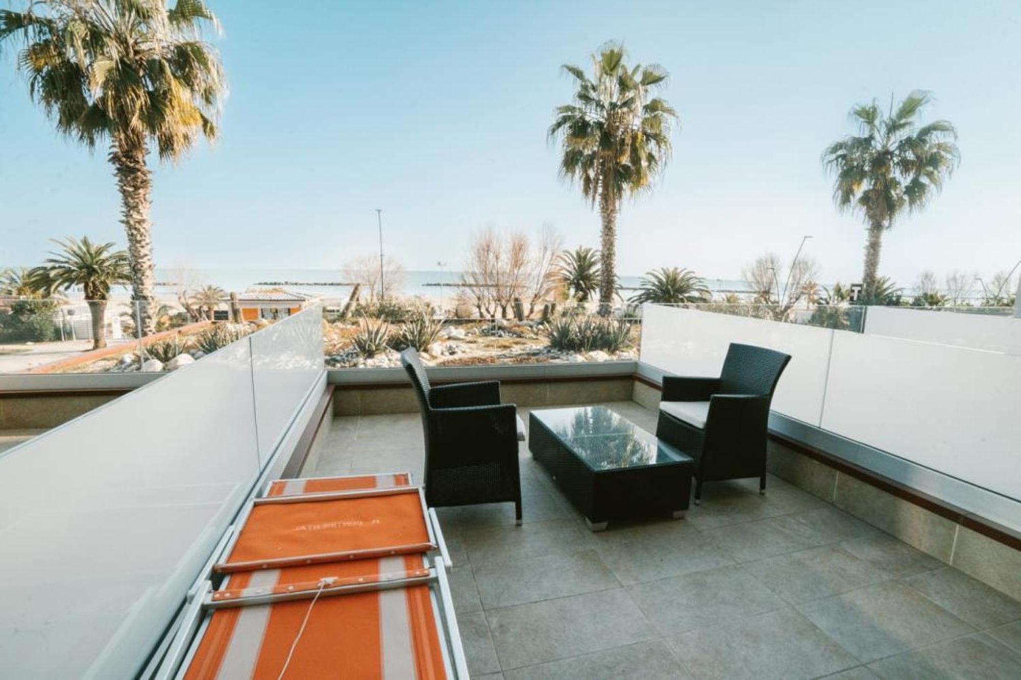 Hotel Continental سان بنيديتّو ديل ترونتو المظهر الخارجي الصورة