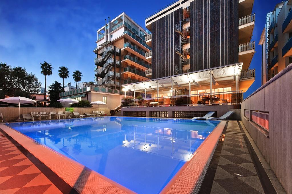 Hotel Continental سان بنيديتّو ديل ترونتو المظهر الخارجي الصورة